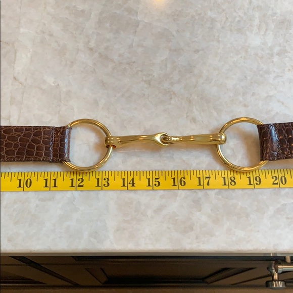 Brn embossed leather belt w brass hardware - Picture 6 of 8